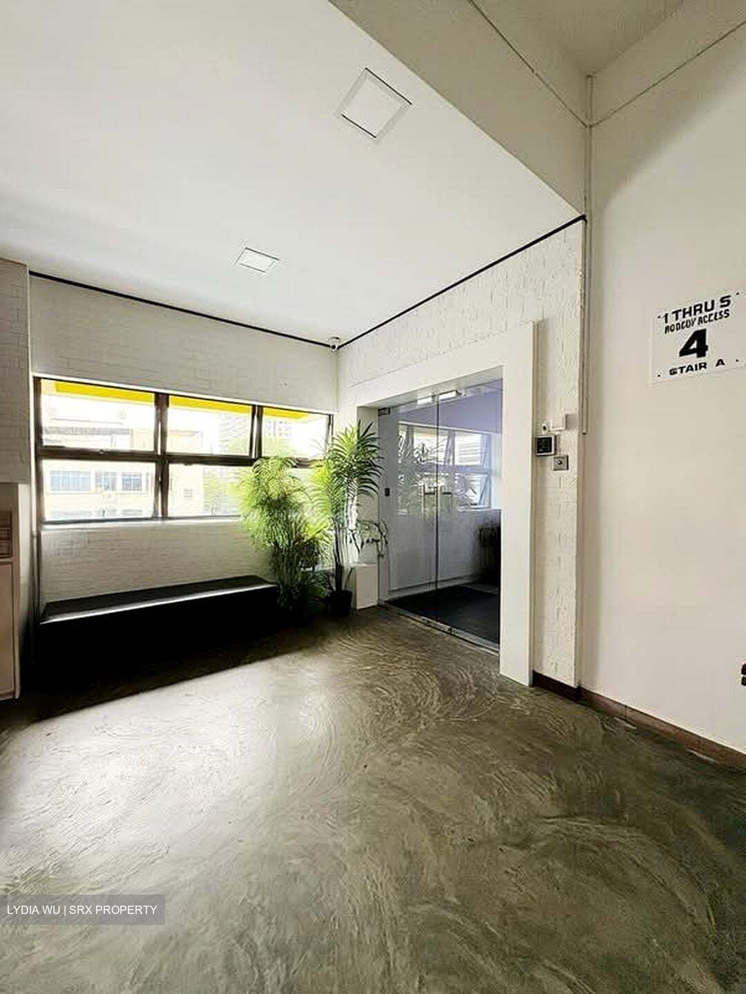 Unipet Building (D13), Office #535789551